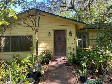 6305 Eureka Springs Rd, Tampa, FL 33610 - photo 2