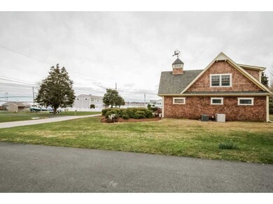19 Seaview Ave, Jamestown, RI 02835 - photo 4