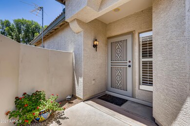 4-085063525-07 Exterior Front Entry