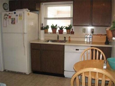 85 Weyham Rd, North Weymouth, MA 02191 - photo 5