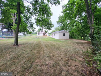 228 Warm Spring Rd, Chambersburg, PA 17202 - photo 3