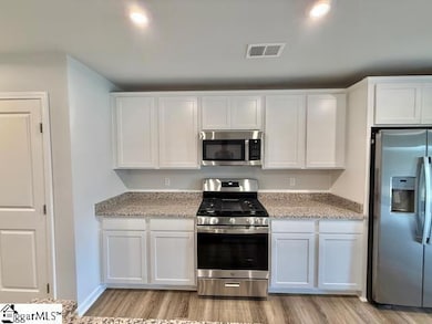 1271 Forestbrook Ln, Spartanburg, SC 29303 - photo 2