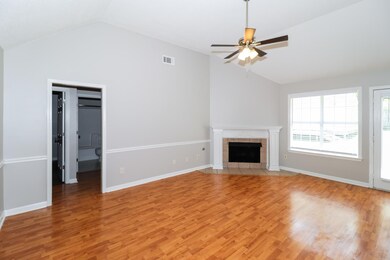 7203 Amberly Way Dr, Cordova, TN 38018 - photo 4