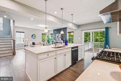 2188 Nottoway Dr, Jessup, MD 20794 - photo 4