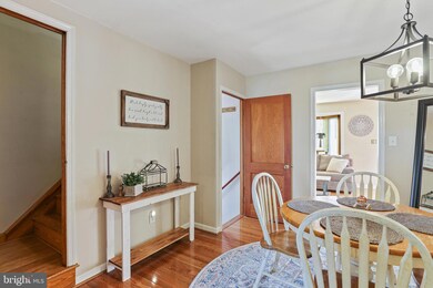 5509 Heatherwood Rd, Halethorpe, MD 21227 - photo 4