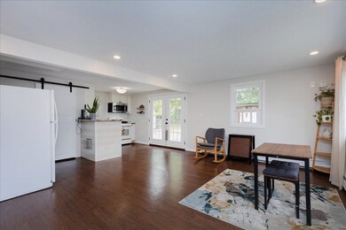 54 Elizabeth Rd, Billerica, MA 01821 - photo 4