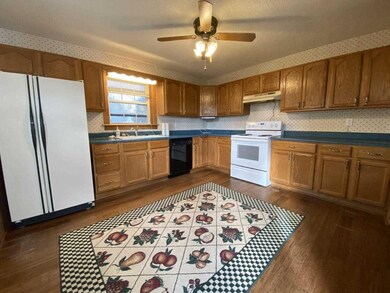 15 E Plum St, Greens Fork, IN 47345 - photo 5