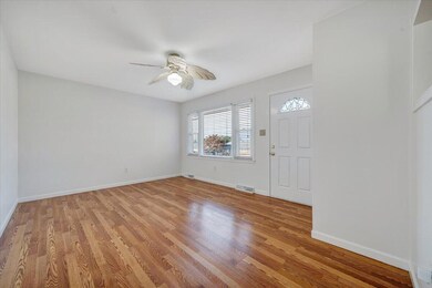 02-MIB08438