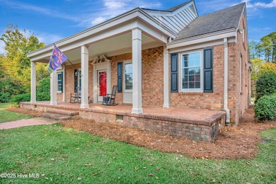 704 Barker Ten Mile Rd, Lumberton, NC 28358 - photo 5