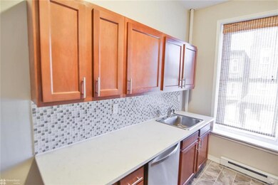 302 N Ninth St unit 3, Allentown, PA 18102 - photo 5