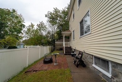 10 Lamar Ave, Worcester, MA 01604 - photo 5
