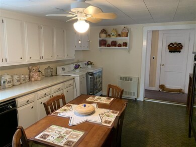 141 Main St, Colebrook, NH 03576 - photo 3