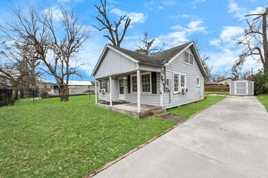 3713 Christie St, Houston, TX 77026 - photo 2