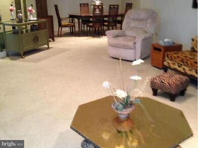 3011 Fallstaff Rd unit 201A, Baltimore, MD 21209 - photo 3