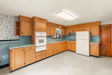 16 Ditson Place, Methuen, MA 01844 - photo 7