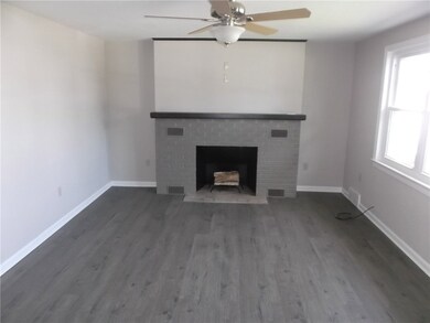 2906 Hampshire Rd, Erie, PA 16506 - photo 4