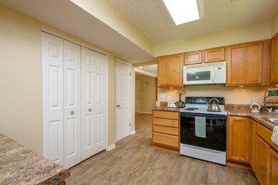 1142 Chestnut Dr, Harrisonburg, VA 22801 - photo 6