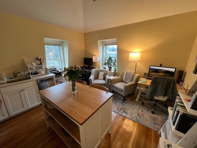 65 Walden St unit 4, Cambridge, MA 02140 - photo 6