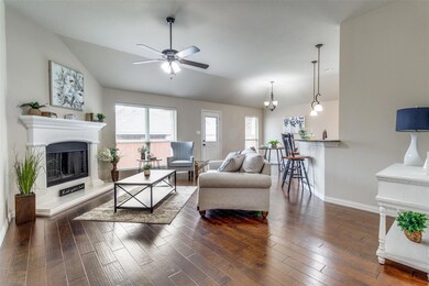 1814 Bersand Ave, Gainesville, TX 76240 - photo 2