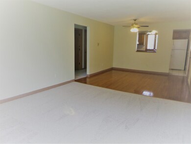 3126 S Main St unit 3126, Palmer, MA 01069 - photo 5