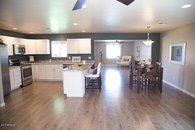 2621 E Cambridge Ave, Phoenix, AZ 85008 - photo 6