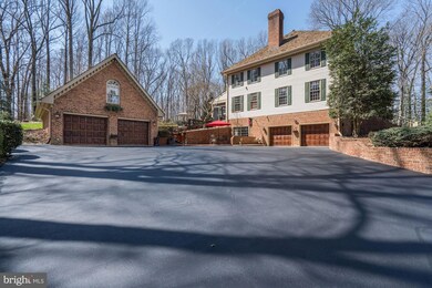 12415 Fairfax Station Rd, Clifton, VA 20124 - photo 2
