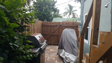 14 South Ln unit 1, Gulfstream, FL 33483 - photo 3