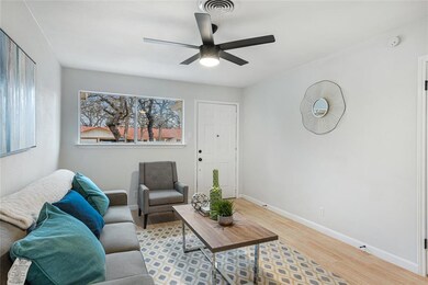 44 Coffee Tavern Rd, Bedford, TX 76022 - photo 5