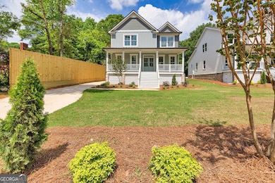 002 - Beautiful Curb Appeal