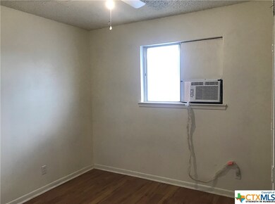 121 W Avenue A, Killeen, TX 76541 - photo 3