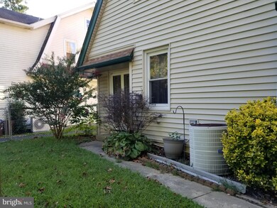 32 N Girard St, Woodbury, NJ 08096 - photo 2