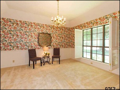 8215 Cambridge Rd, Tyler, TX 75703 - photo 6