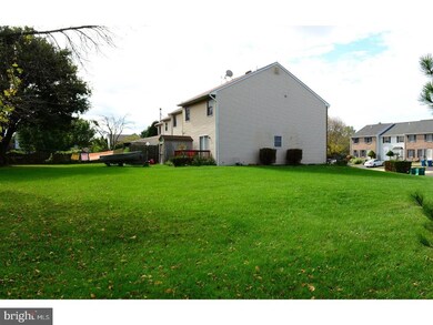 1144 Stoneham Cir, Hatfield, PA 19440 - photo 4