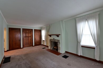 249 E Beaumont Rd, Columbus, OH 43214 - photo 4