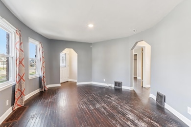 1209 Walton Ave, Racine, WI 53402 - photo 7