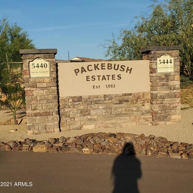 Packebush Estates Sign