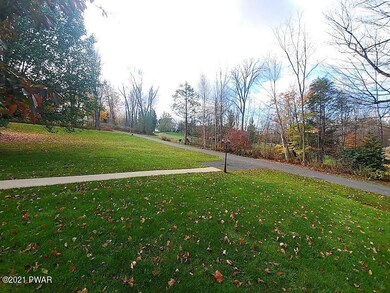 241 Edgefield Rd, Lake Ariel, PA 18436 - photo 6