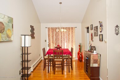 DiningRoom