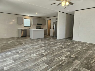 6671 Hidden Oaks Dr, North Fort Myers, FL 33917 - photo 2