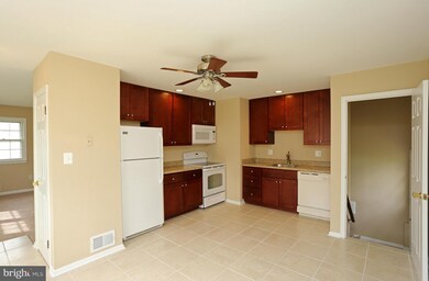 9528 Cissell Ave, Laurel, MD 20723 - photo 7