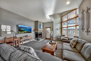 2100 N Village Dr unit 202/2, Truckee, CA 96161 - photo 2