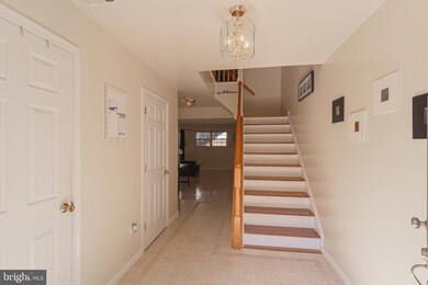 8110 Mallard Shore Dr, Laurel, MD 20724 - photo 4