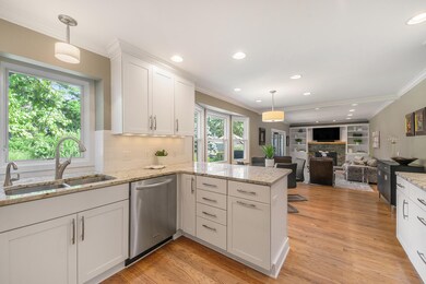 2561BerwyckRdSE-5-