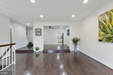 7709 Jewelweed Ct, Springfield, VA 22152 - photo 6