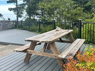 127 N Coast Hwy, Newport, OR 97365 - photo 4