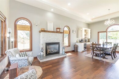 3026 Concord Cir, Cedar Falls, IA 50613 - photo 3