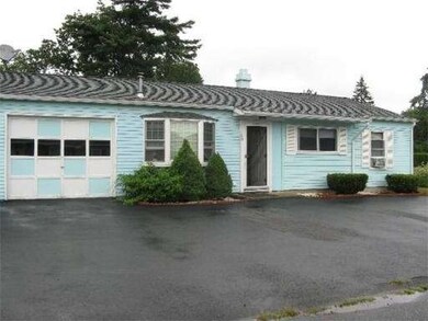 59 Laurie Ln, Lowell, MA 01854 - photo 2