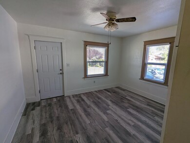 309 Martin St, Klamath Falls, OR 97601 - photo 5