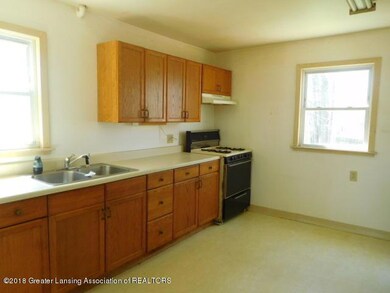 1022 Bensch St, Lansing, MI 48912 - photo 2