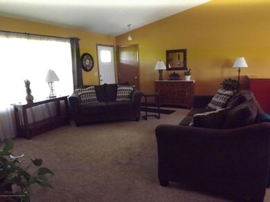 7 Living Rm